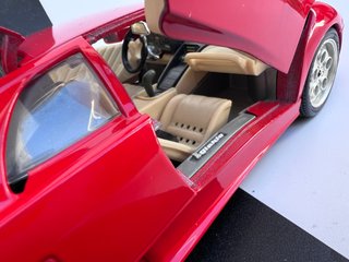 Lamborghini Diablo ( 1990 ) Burago 1/18