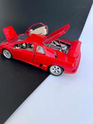 Lamborghini Diablo ( 1990 ) Burago 1/18