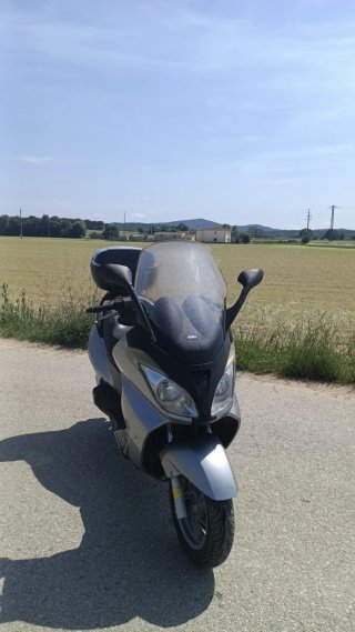Aprilia Arrecife 200cc Maxi Scooter
