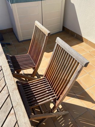 Mesa madera roble + 4 sillas plegables + banco