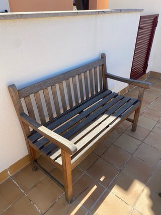 Mesa madera roble + 4 sillas plegables + banco