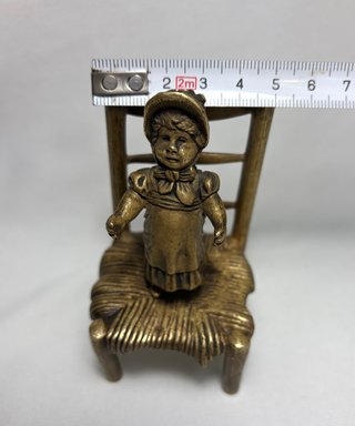 Figura niña bronce de Viena. S.XIX