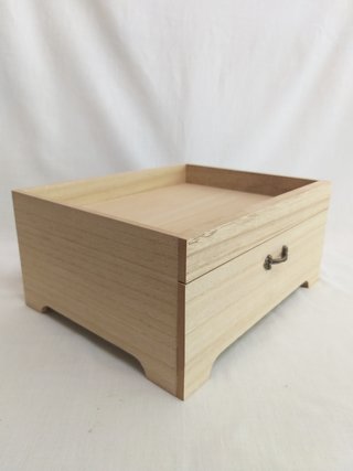 Caja de madera con cajon