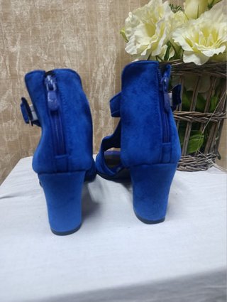 Sandalias azules de ante nuevas talla 42