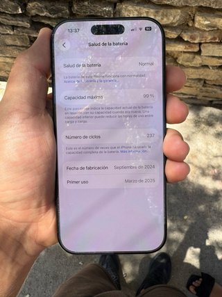 iPhone 16 Pro por torre gamer
