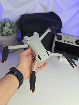 DJI Mini 3 Pro Fly More Combo