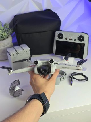 DJI Mini 3 Pro Fly More Combo
