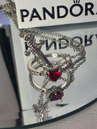 Conjunto Collar y Anillo Corazón Eterno