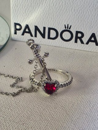 Conjunto Collar y Anillo Corazón Eterno