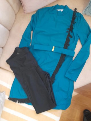 Traje de baño mujer azul y negro