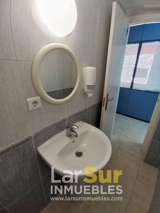 Local comercial en alquiler en Centro en Torremolinos