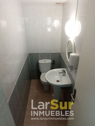 Local comercial en alquiler en Centro en Torremolinos