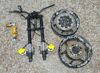Kit Kawasaki Z800:Horquilla, Amortiguador y llanta