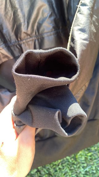 Chaqueta Adidas Vintage Negra y Dorada