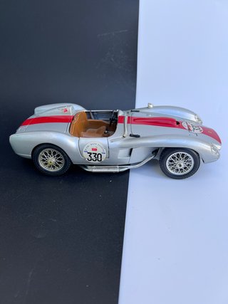 Ferrari 250 Testarossa ( 1957 )Burago 1/18