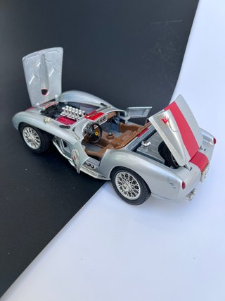 Ferrari 250 Testarossa ( 1957 )Burago 1/18