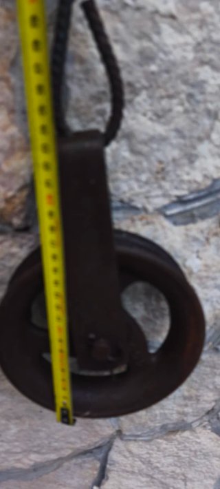 Carrucola Antica In Ferro Diam. 17 Cm