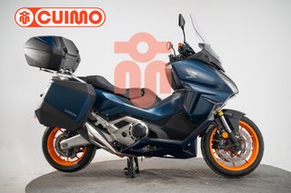 HONDA FORZA 750