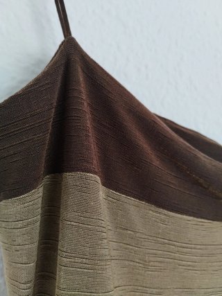 Vestido beige y marrón