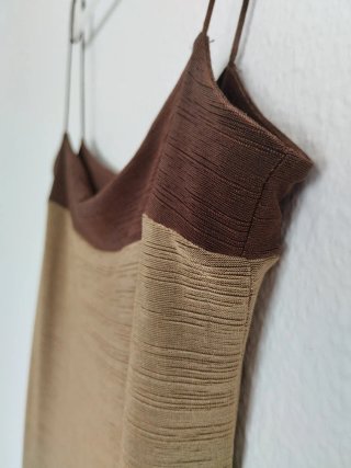 Vestido beige y marrón
