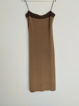 Vestido beige y marrón