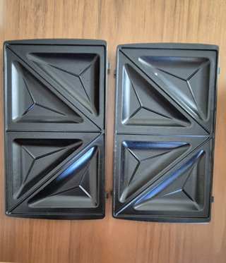 Sandwichera Silvercrest en color negro