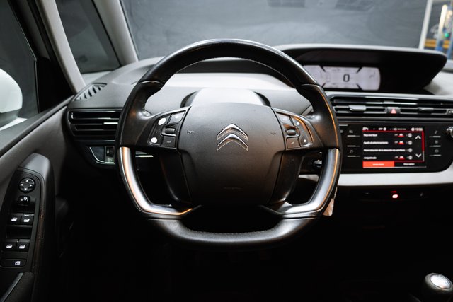 Citroen C4 Picasso PureTech SS 6v First