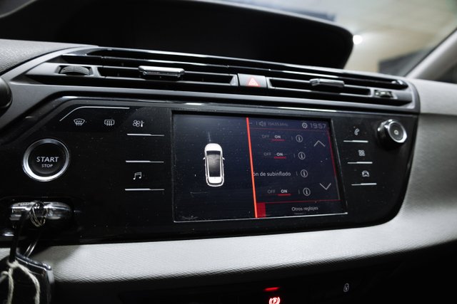 Citroen C4 Picasso PureTech SS 6v First