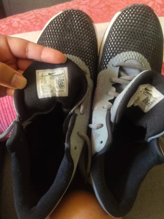 Zapatillas Nike Air Precision Grises y Negras
