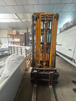 Carretilla elevadora Fiat eléctrica