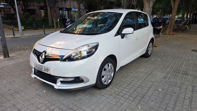 Renault Scenic 2015