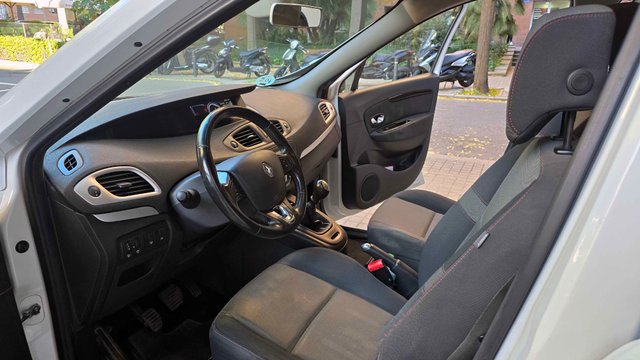 Renault Scenic 2015