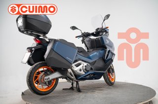 HONDA FORZA 750