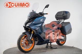 HONDA FORZA 750