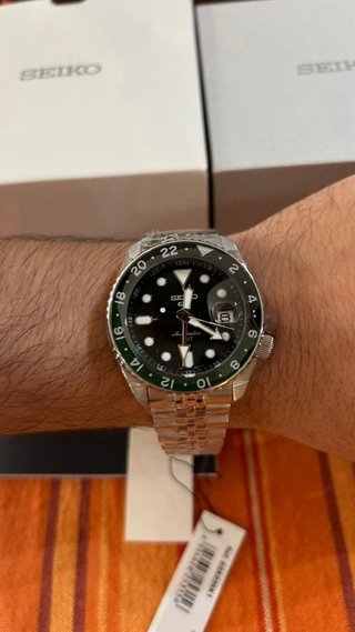 Seiko 5 Sports GMT Sprite Negro/Verde