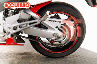 SUZUKI GSR 600