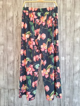 Pantalones anchos florales
