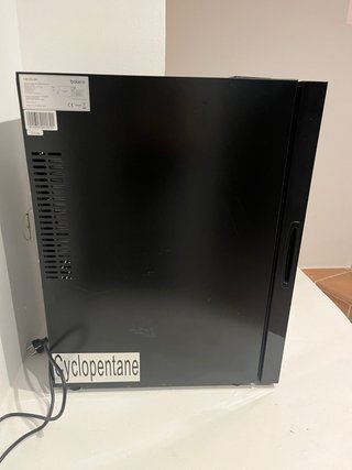 Nevera para vinos Cecotec