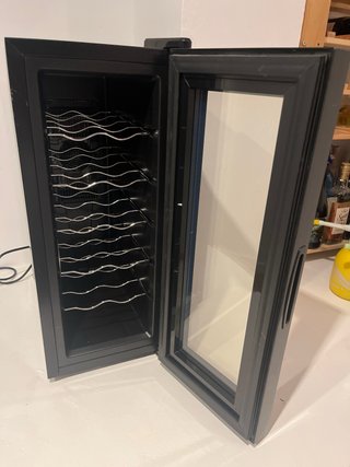 Nevera para vinos Cecotec