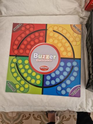 Juego Buzzer Electrónico BIZAK 14 en 1