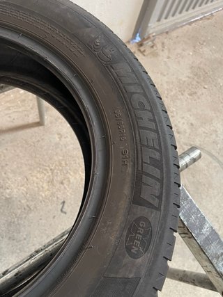 2x Michelin Energy Saver 195/65 R16 91H