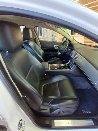 jaguar xf 2009