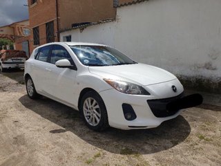Mazda 3 2012