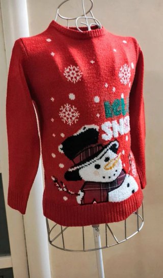 Abbigliamento bimbo 7 anni. 7€ un pezzo