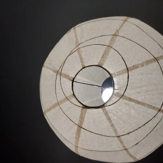 Lampadario Sospeso in Carta Bianco più lampada