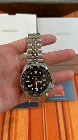 Seiko 5 Sports GMT Negro