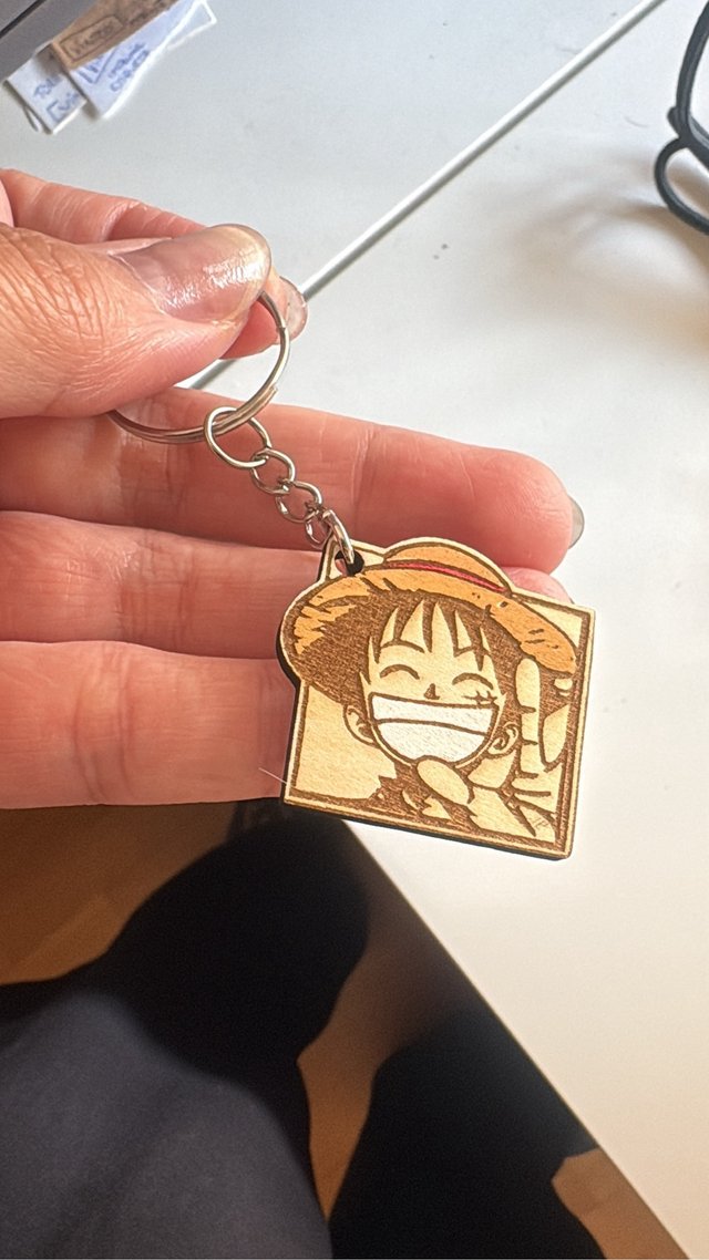 Llavero Luffy One Piece Madera
