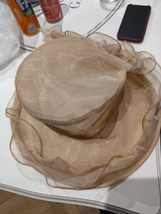 Cappello elegante da cerimonia