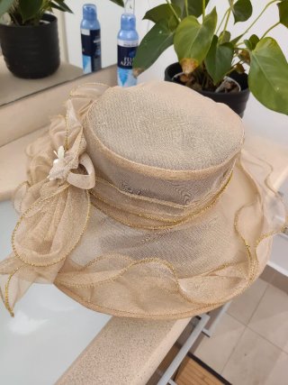 Cappello elegante da cerimonia