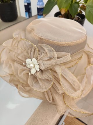 Cappello elegante da cerimonia